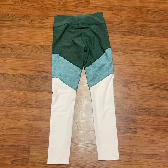 Outdoor Voices 7/8 Spring Hunter/Slate Ballet leggings, size small - Picture 10 of 10